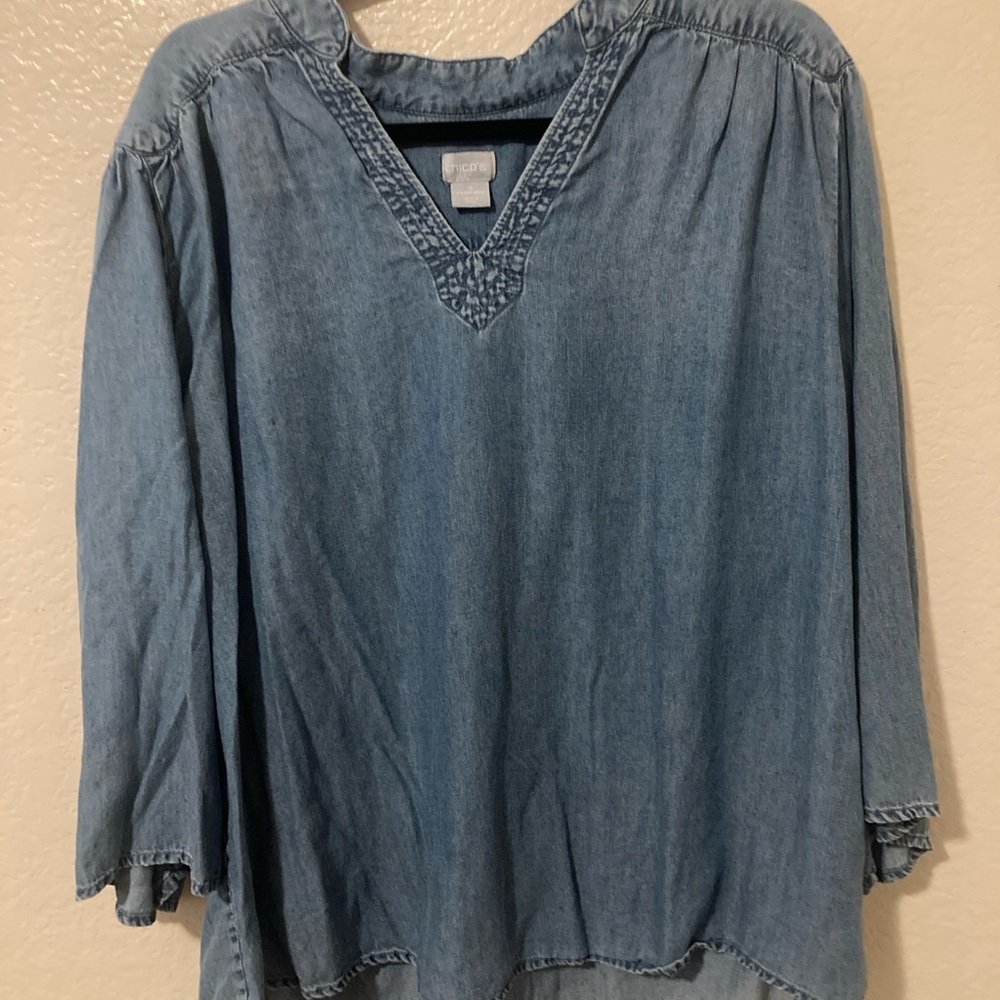 Chico's Gray Relaxed Smocked Blouse